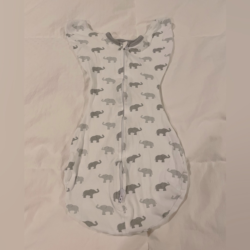 Amazing Baby Swaddle Up size Small